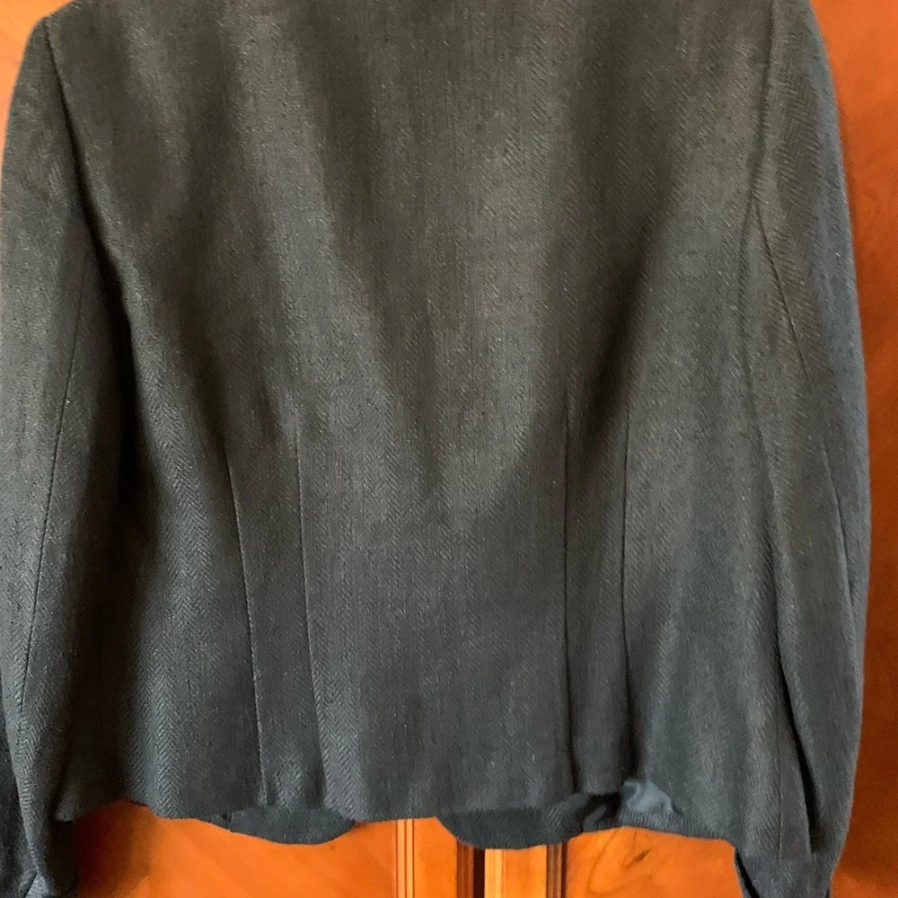 Jacket - Picture 4 of 5